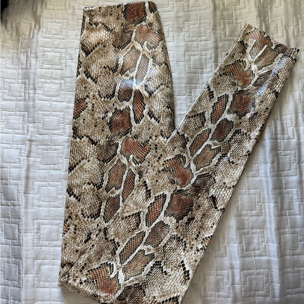 Commando snakeskin leggings